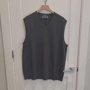 Charles Tyrwhitt Gray V-Neck Sweater